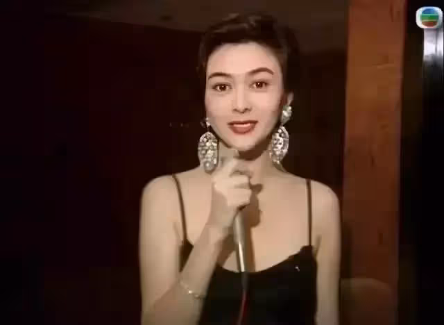 「玉女」關之琳:一個頂級白富美的黑化墮落史,她活成了自己最討厭的樣子