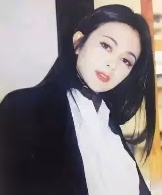 「玉女」關之琳:一個頂級白富美的黑化墮落史,她活成了自己最討厭的樣子