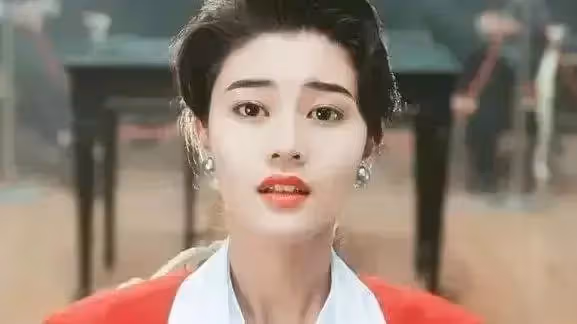 「玉女」關之琳:一個頂級白富美的黑化墮落史,她活成了自己最討厭的樣子