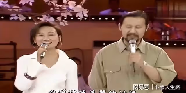 哈斯高娃：離婚後不再嫁人，她與騰格爾的婚姻到底受了多少委屈？