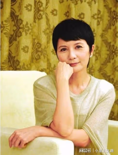 滄桑羅大佑:從醫生到著名音樂人,再婚後58歲做父親
