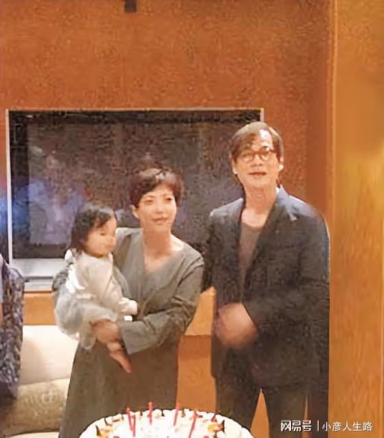 滄桑羅大佑:從醫生到著名音樂人,再婚後58歲做父親