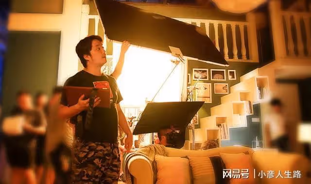 沒抄襲?新作開播就陷入抄襲風波,《愛情公寓》導演韋正發文否認