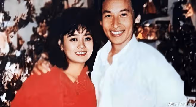 著名導演張建亞,娶女星張瑜,離婚成遺憾,如今事業有成家庭幸福