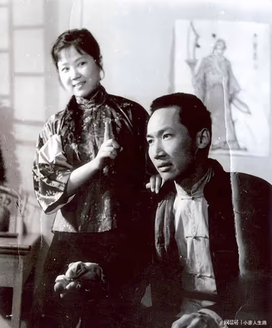 著名導演張建亞,娶女星張瑜,離婚成遺憾,如今事業有成家庭幸福