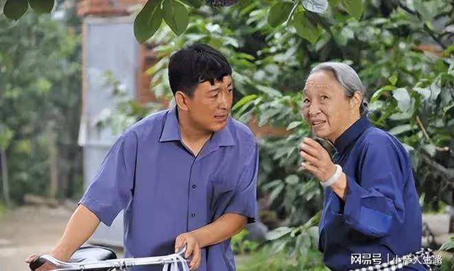 柏青病逝8年了,老伴曹選智的選擇令人淚目