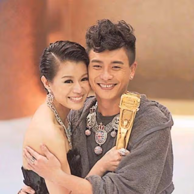 胡杏兒為富豪老公慶生,百元名牌蛋糕堆五層,「總價值近萬元」好奢侈,5年生3胎太拚命