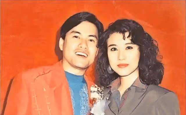 65呂良偉兒子長大了！20歲的他「等比例」長大，父子合影有意思