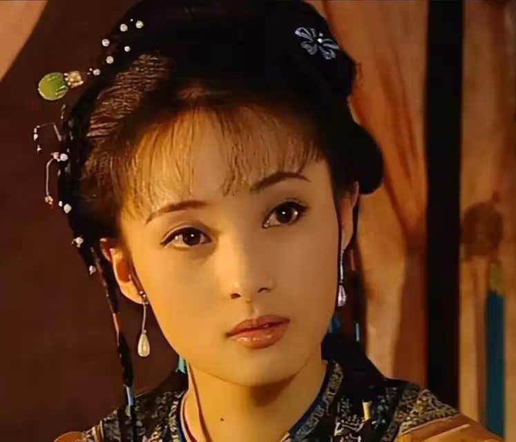 老婆再漂亮也拯救不了!孩子凸嘴小眼大鼻子,這13位男星的基因太強了,網友:媽毫無參與感