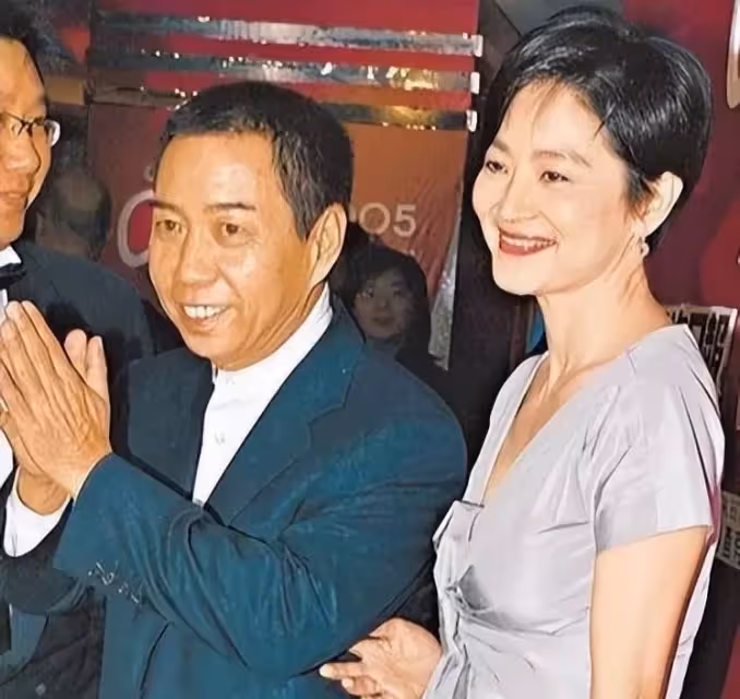 老婆再漂亮也拯救不了!孩子凸嘴小眼大鼻子,這13位男星的基因太強了,網友:媽毫無參與感
