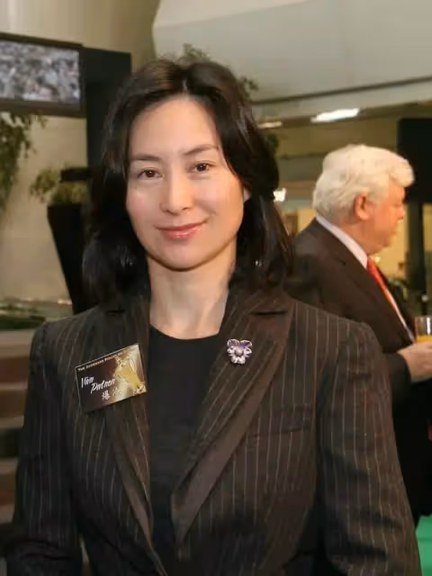 賭王二太藍瓊纓永遠離去!5個子女個個身家百億,比原配風光多了
