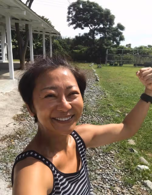 53歲曹蘭閃退演藝圈，賣掉臺北房產改換500坪田地，公布務農養老規劃，曬台東超寬敞庭院，靠三輪車代步：餘生不被金錢束縛
