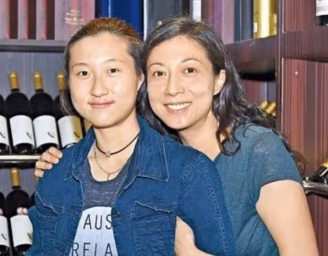48歲吳綺莉轉行到工地干裝修!自曝將賣保險,生活節省常喝豆腐湯