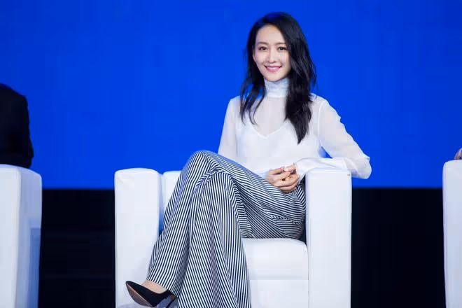 花心會撩、猛料不斷的7位明星：有人獨愛老阿姨，有人婚後不老實