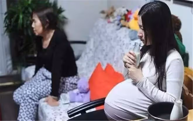坐月子時，婆婆提出AA制，到兒媳家養老時，兒媳：房租8千，月付