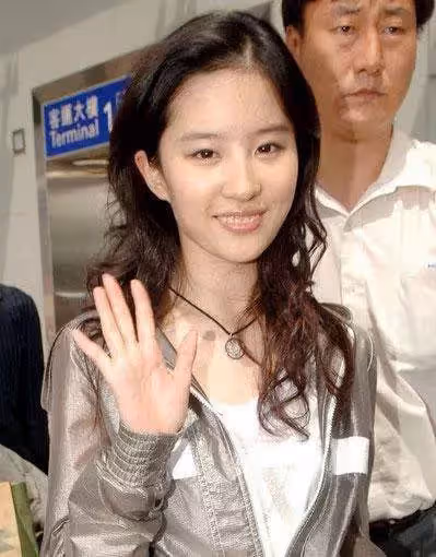 坐月子時，婆婆提出AA制，到兒媳家養老時，兒媳：房租8千，月付