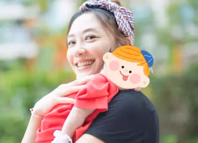 應采兒帶倆兒子夏日出遊,曬HOHO超萌正面