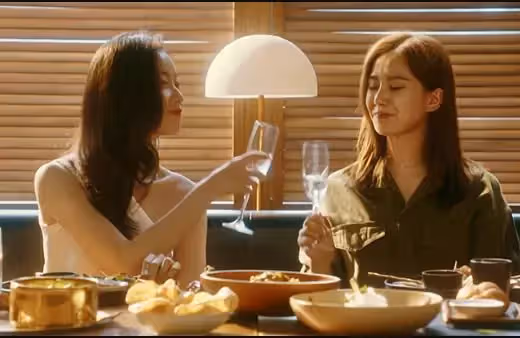 小三偷拿我手機給老婆發酒店合照挑釁,收到妻子回復,我徹底放飛