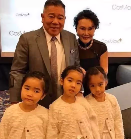 同樣是生女兒,郭晶晶婆婆態度,黎姿婆婆態度,差距一目了然!