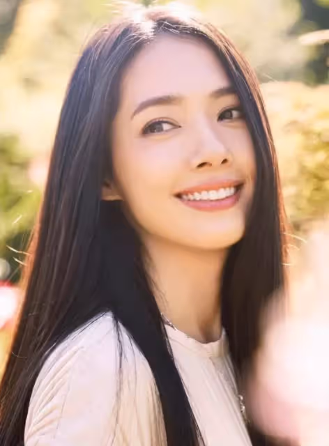 向佐:多次戀愛被向太拒絕,郭碧婷憑什麼嫁入向氏豪門?