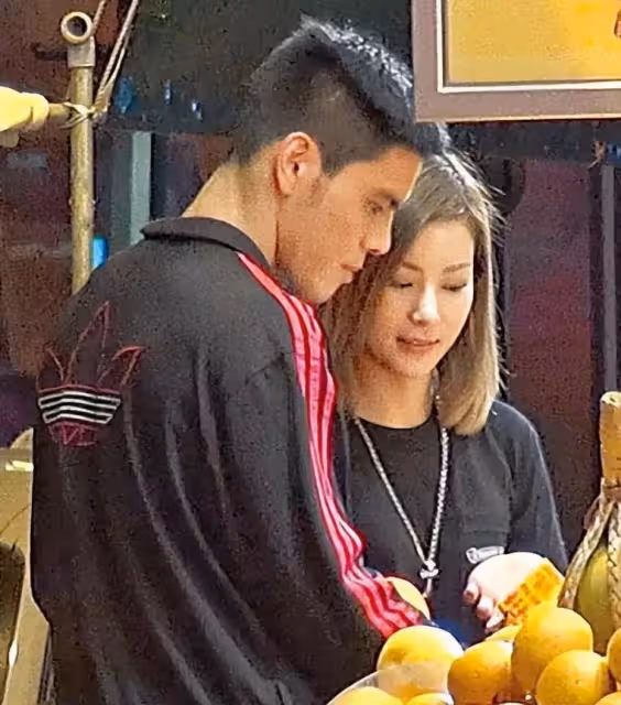 向佐:多次戀愛被向太拒絕,郭碧婷憑什麼嫁入向氏豪門?