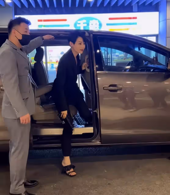 胡杏兒:人生遺憾是認識老公晚!被求婚當煮飯婆:稱孩子不是第一
