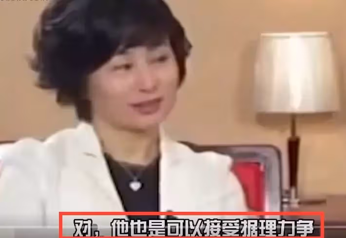 何超瓊承認自己是唯一敢跟賭王據理力爭的人!早年曾被父親控告