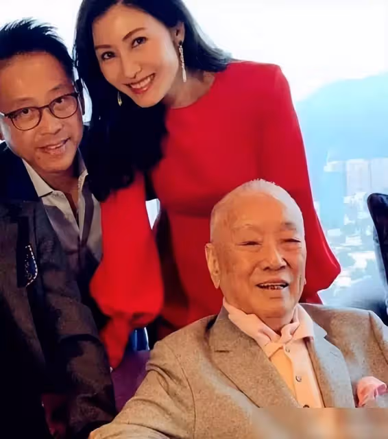 何超瓊承認自己是唯一敢跟賭王據理力爭的人!早年曾被父親控告
