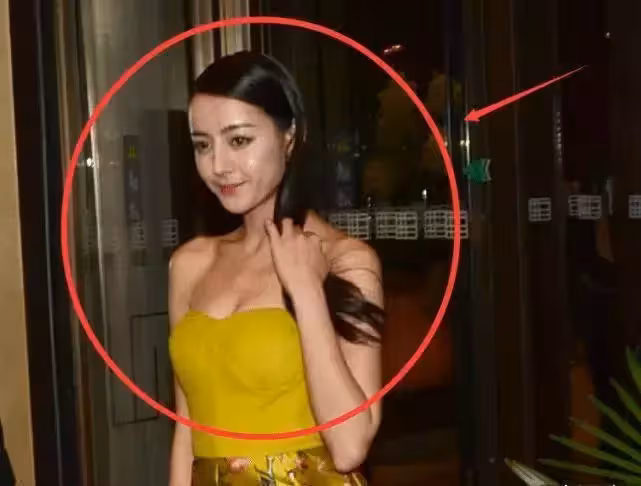 6年前的迪麗熱巴有多青澀? 當關掉10級美顏後, 楊冪真是撿到寶了