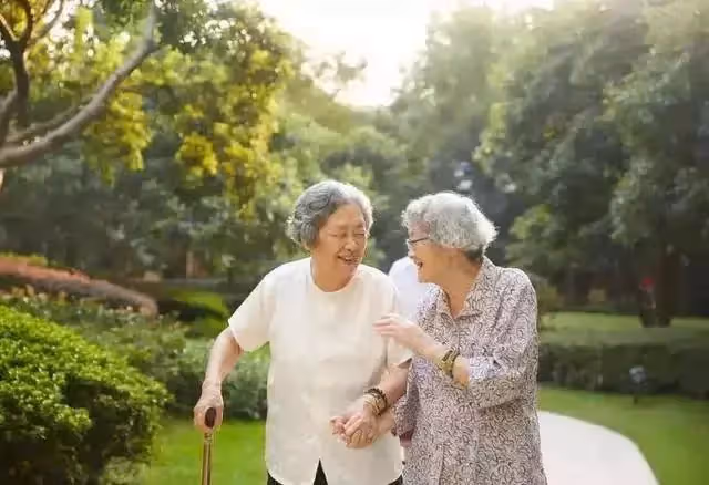 「生下你就得養我們」，父母硬逼兒子拿錢，沒想到生命永遠定格了