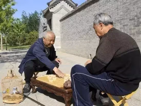 「生下你就得養我們」，父母硬逼兒子拿錢，沒想到生命永遠定格了
