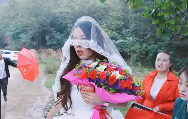 「求你跟我女兒復婚吧,小舅子20萬彩禮靠你了」男子一番話真打臉