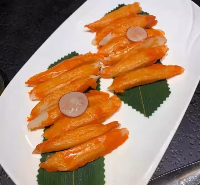 鄧倫的火鍋店，號稱「跨越1900公里的重慶味道」果然名不虛傳！