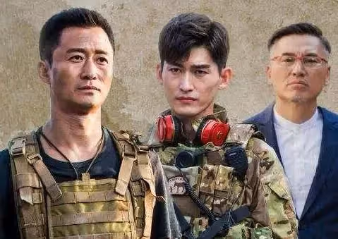 《先生們請立正》在待播中,張翰又官宣了一部新劇!見到女主之後,哪都有她身影