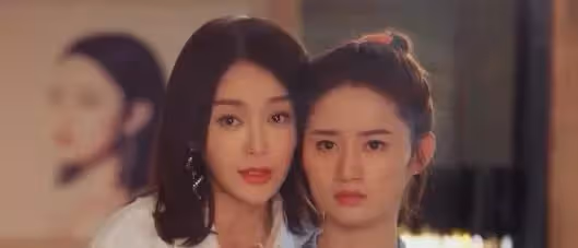 《先生們請立正》在待播中，張翰又官宣了一部新劇！見到女主之後，哪都有她身影