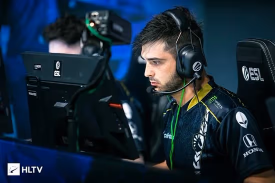 shox：從1月份到Major，我只在家25天
