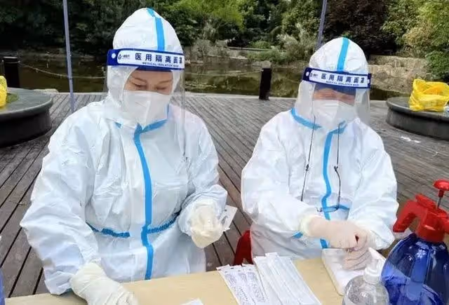 1家5口感染隱瞞行程，937萬人努力毀於一旦，背後有哪些要注意？
