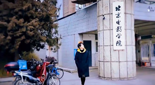 21歲浙江籍偶像高考445分,藝考總分全省第十,此前三次無緣高考