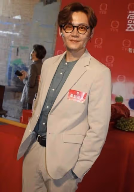 TVB《靈戲逼人》開拍!上位小生自曝遇靈異事,龔嘉欣挑戰粵曲