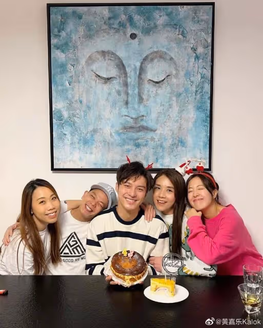 恭喜!TVB知名男星被曝婚期,上月向女友求婚,對方曾有婚史