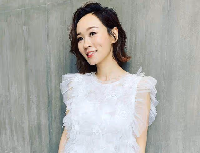 被指太缺錢!TVB前花旦直播間設付費連線功能,聊天5分鐘需1270元