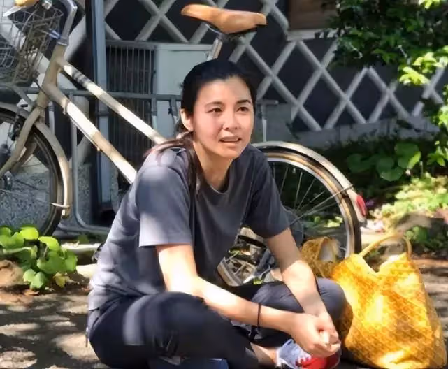 9位移居國外的明星現狀,有人後悔了,有人離開,有人17年不工作還買豪宅