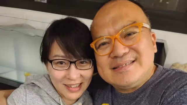 明金成再現熒幕　遺孀：真是百看不厭