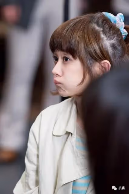 出道21年,她突然結婚了。