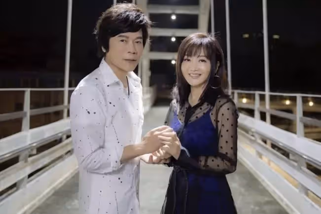 被封小鄧麗君!洪榮宏妻憶童年「爸爸士林夜市擺攤」被討債 8歲父走了「休學做陣頭牽亡歌 」靠貴人扭轉命運
