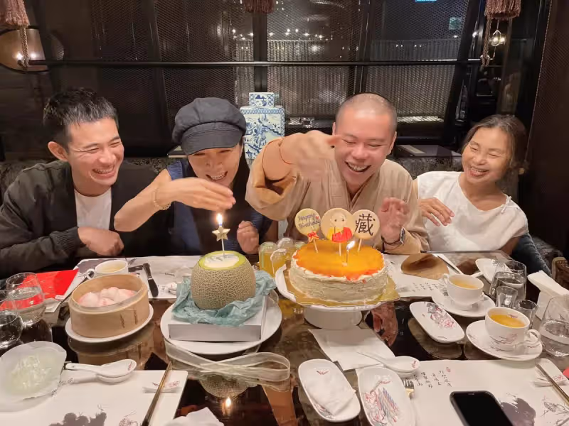 謹記36年！撞見「玉女掌門人私下一幕」老闆劉文正嚇到告誡　「不斷耳提面命」讓她受用一生　