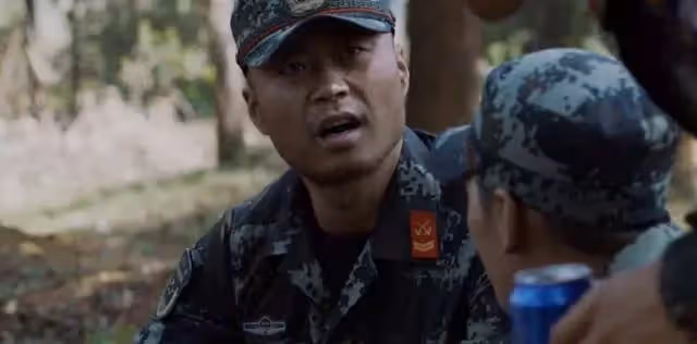 楊洋演軍旅劇只有外表合格？演戲用力過猛，新劇里主角光環太強