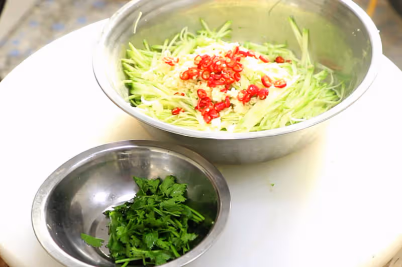 夏季天熱，遇到這5道涼拌菜別手軟！開胃解膩、比大魚大肉還好吃