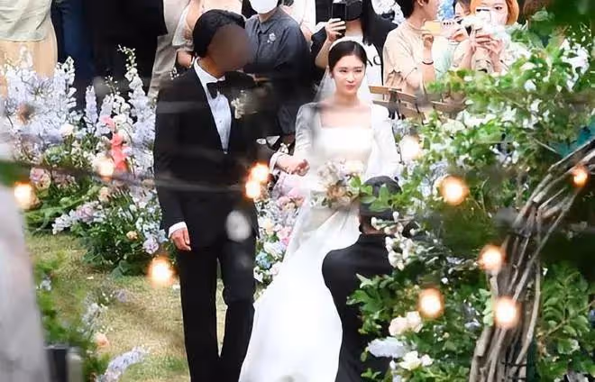 韓流女神大婚現場公開！小6歲老公被打碼好神秘