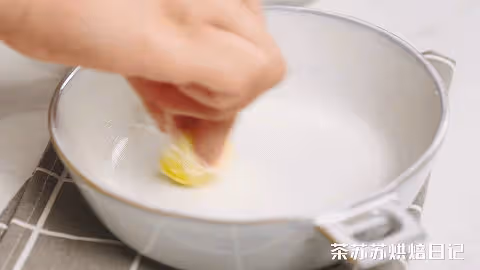 3月份必吃的一口！攪一攪香到離譜，難怪法國人愛了幾十年！